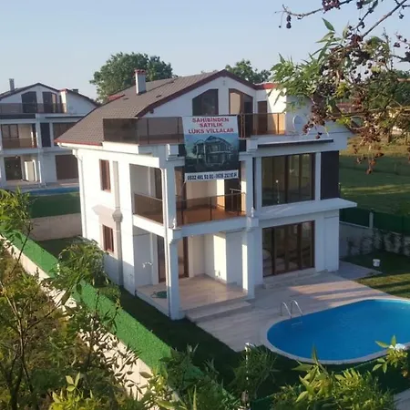 Tenha Villages Willa